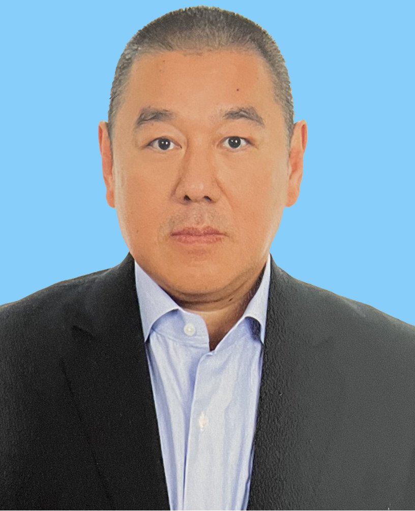 顧東華先生